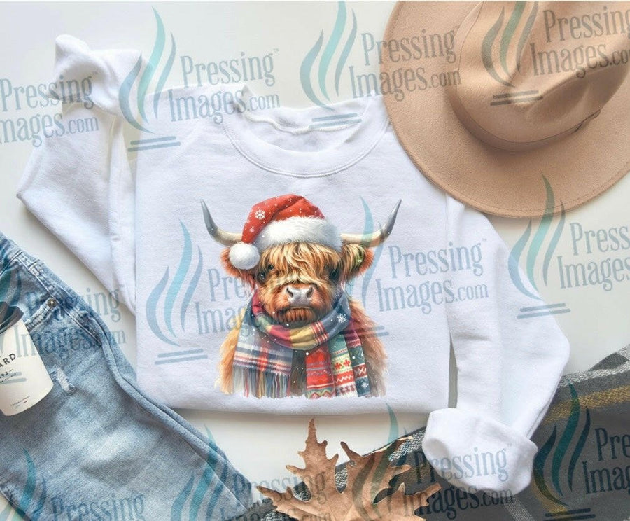 DTF: 1065 Highland cow in scarf - Pressing Images