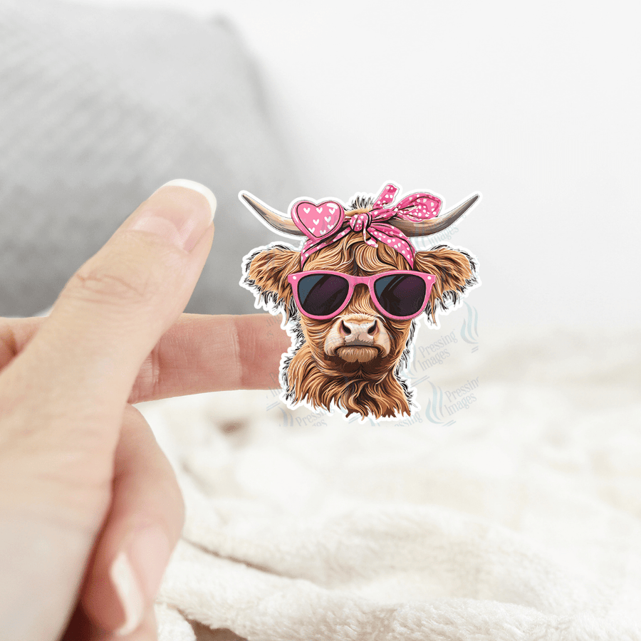 ST 068 Pink glasses cow 06 - Pressing Images