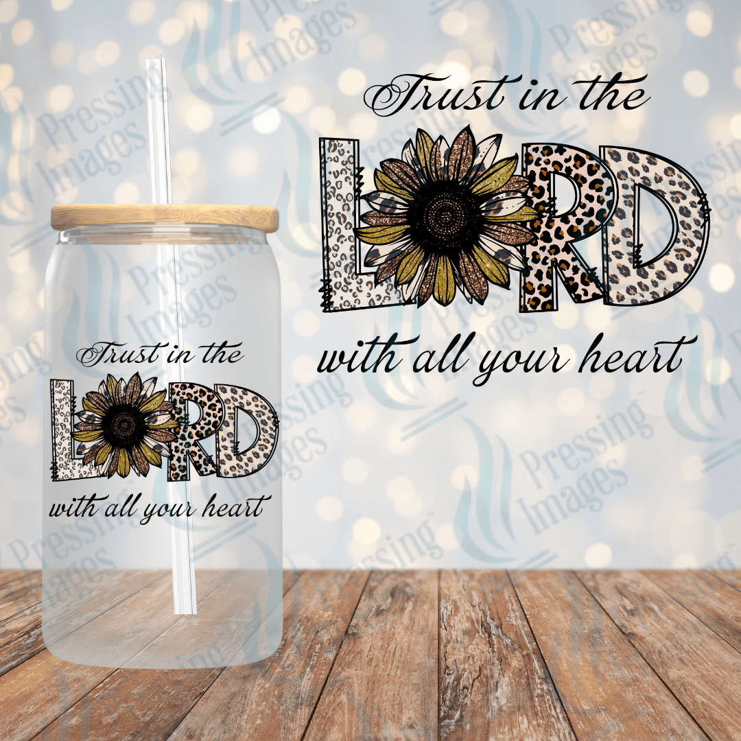 UVD 1773 Trust in the Lord - Pressing Images