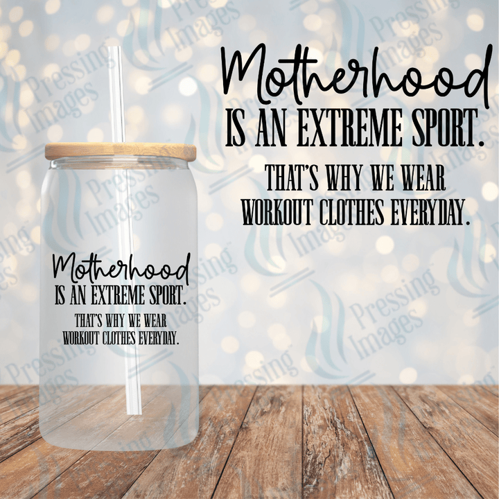 UVD 2050 Motherhood is an extreme sport - Pressing Images