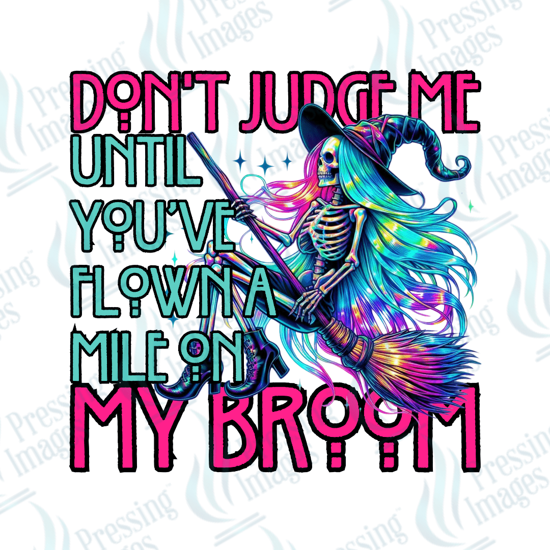 UVD 2686 Don't Judge Me - Pressing Images