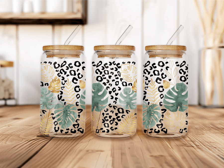 UVW 1135 Leopard and leaves - Pressing Images