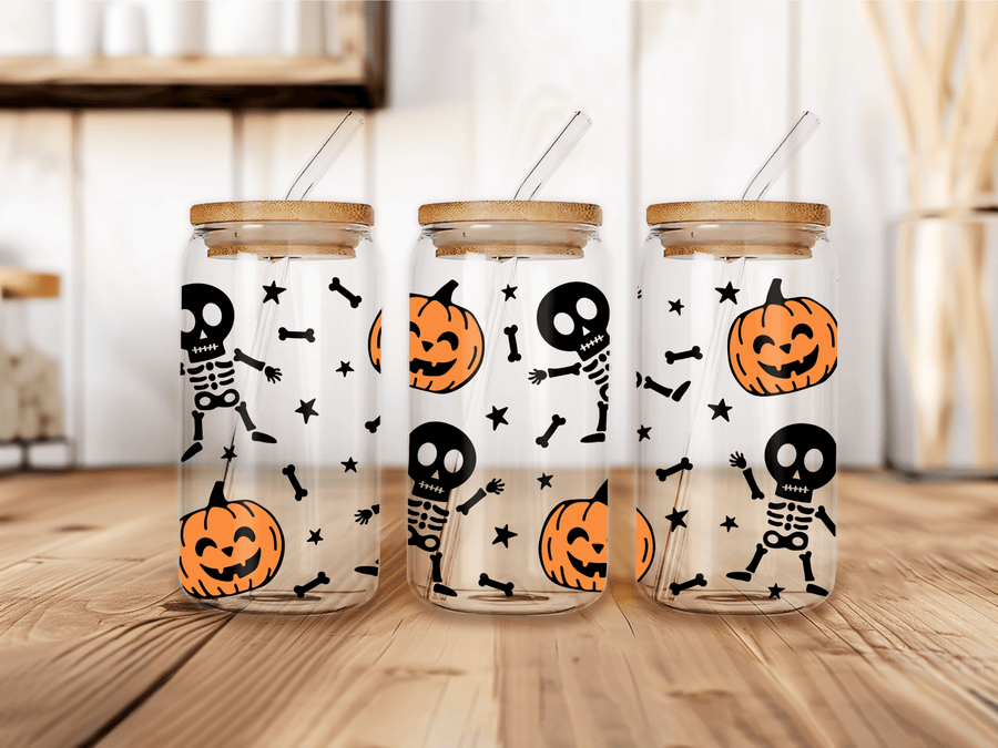 UVW 1221 Pumpkin and skeleton - Pressing Images