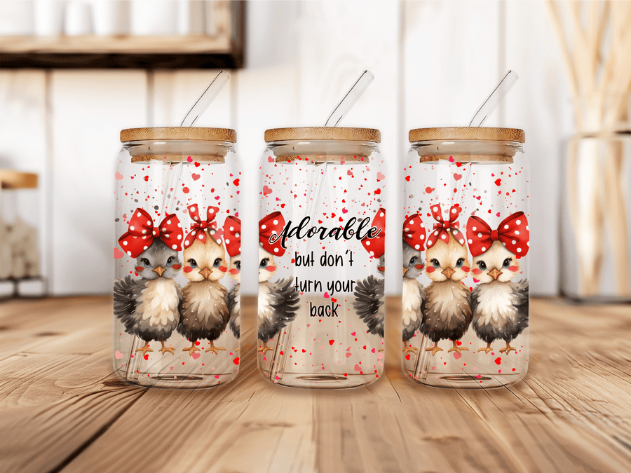 UVW 1327 Adorable chickens - Pressing Images